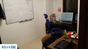 だてめがねの部屋